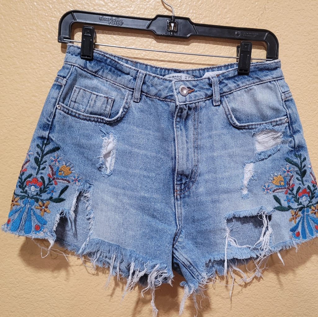Zara Basic Short Zara Basic